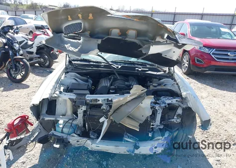 2019 Dodge Challenger R/T Scat Pack z USA, uszkodzony, nr VIN 2C3CDZFJ3KH724029